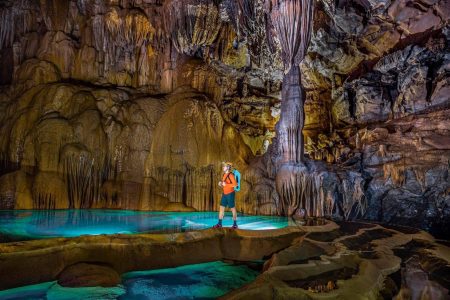 Hung Thoong Cave 3 Days 2 Nights